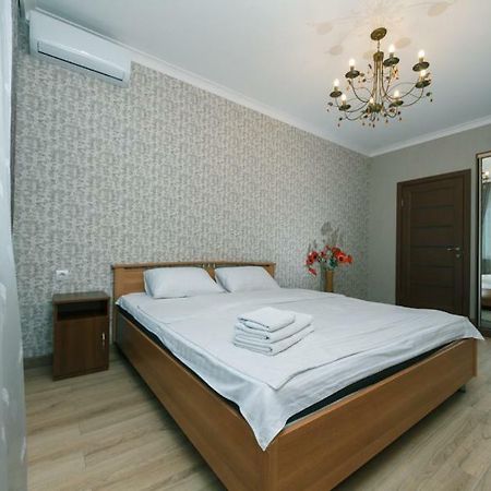 Apartmant In Kpi З Двома Спальнями 키예프 외부 사진