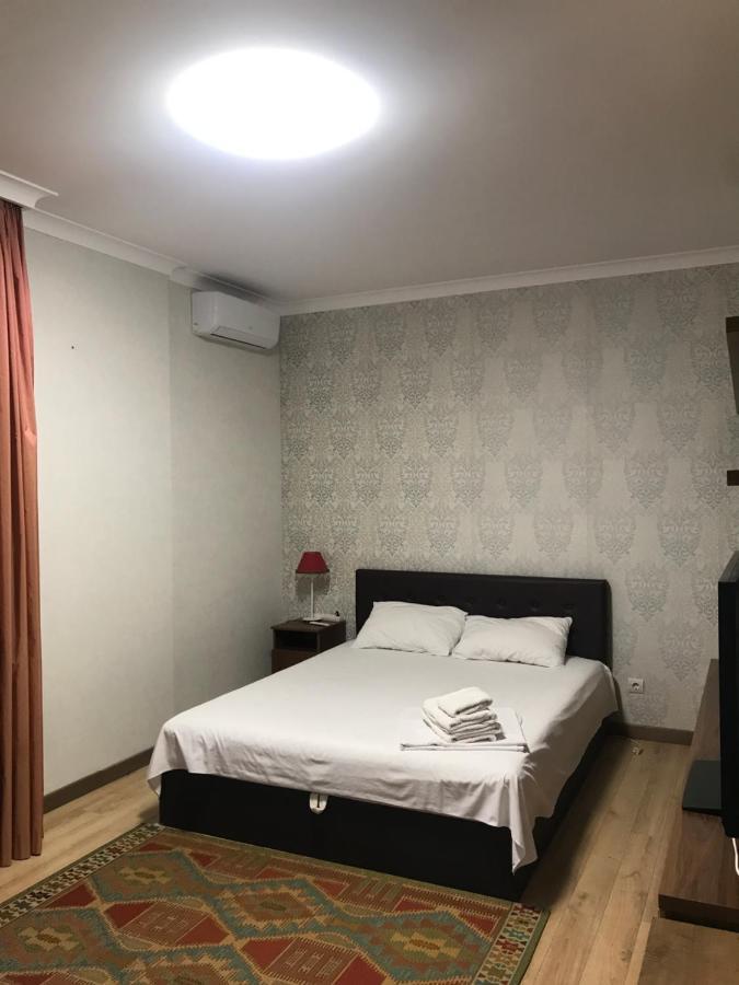 Apartmant In Kpi З Двома Спальнями 키예프 외부 사진