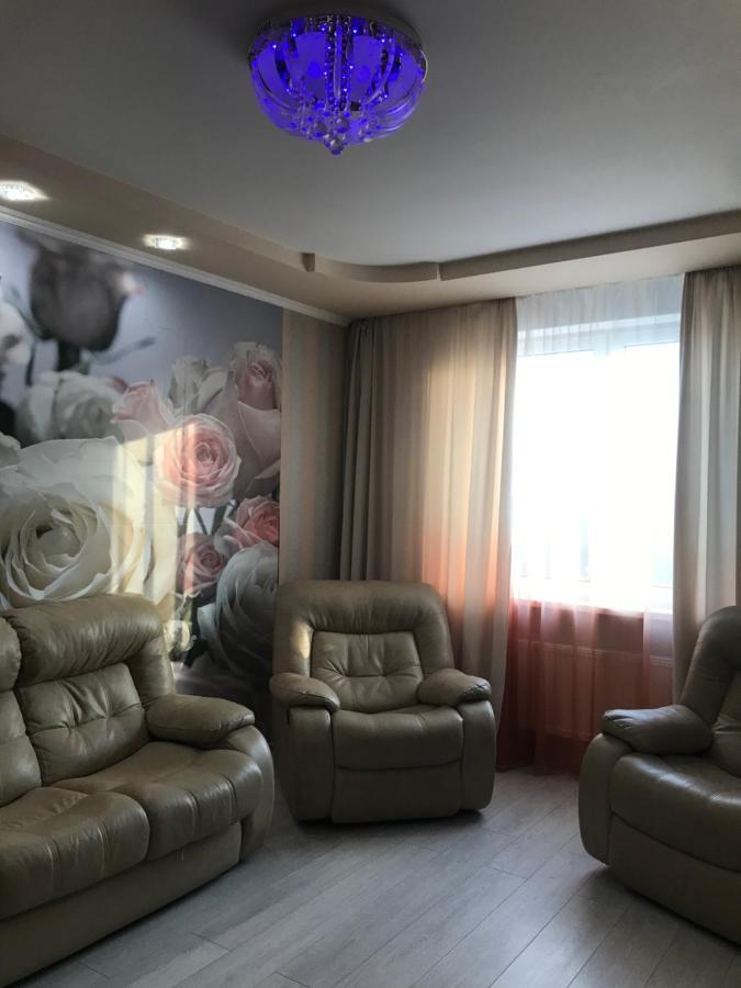 Apartmant In Kpi З Двома Спальнями 키예프 외부 사진