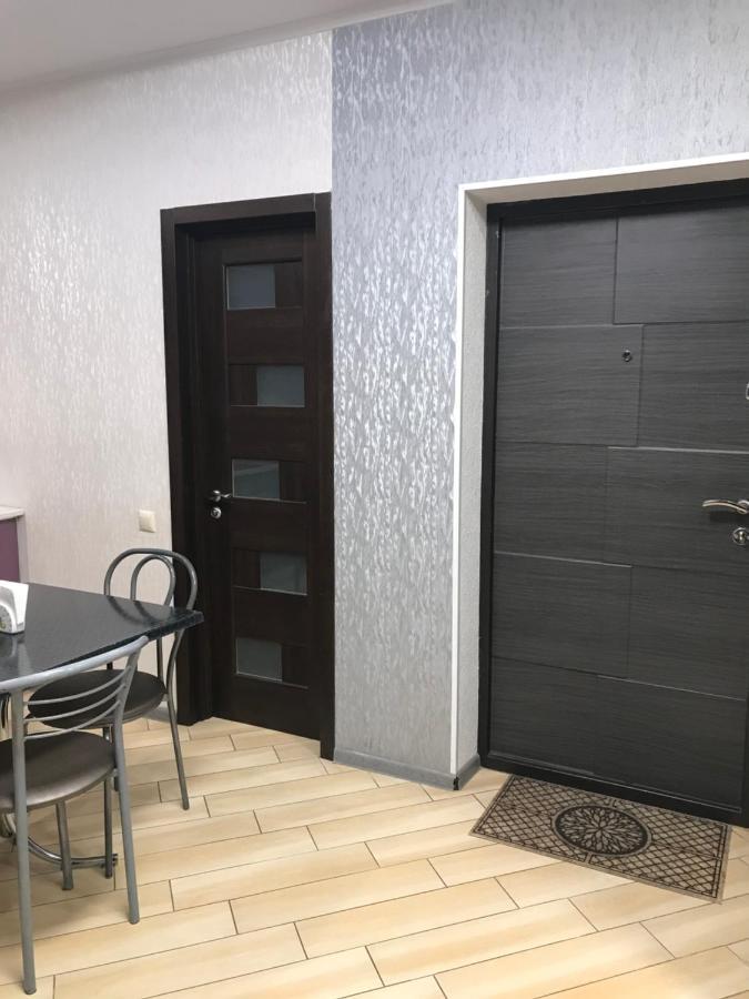 Apartmant In Kpi З Двома Спальнями 키예프 외부 사진