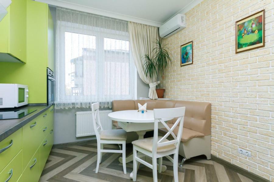 Apartmant In Kpi З Двома Спальнями 키예프 외부 사진