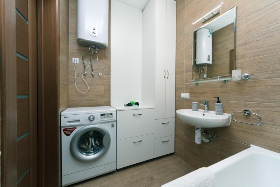 Apartmant In Kpi З Двома Спальнями 키예프 외부 사진
